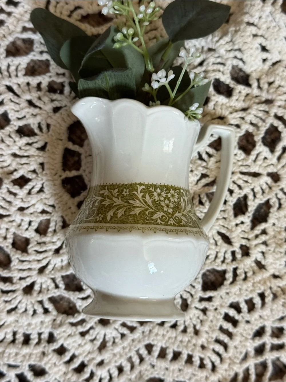 J&G Meakin Sterling Ironstone Creamer